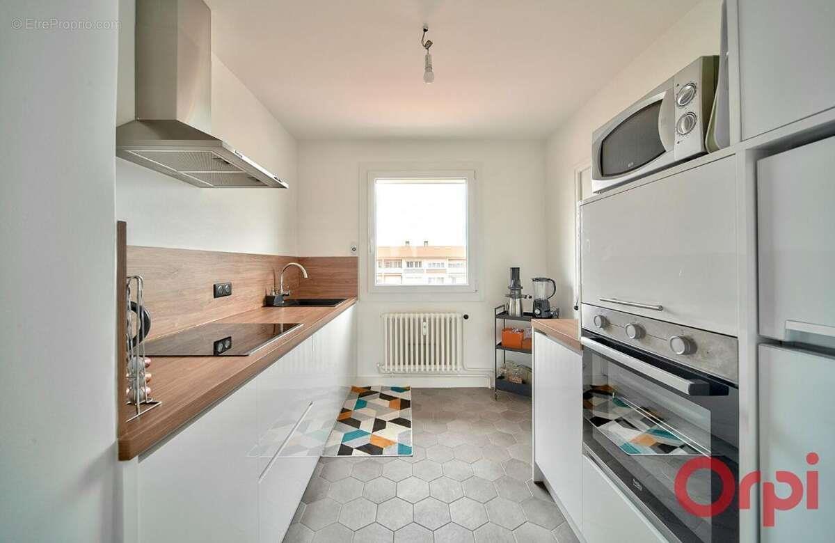 Appartement à vendre, 80m², Charnay-lès-Mâcon