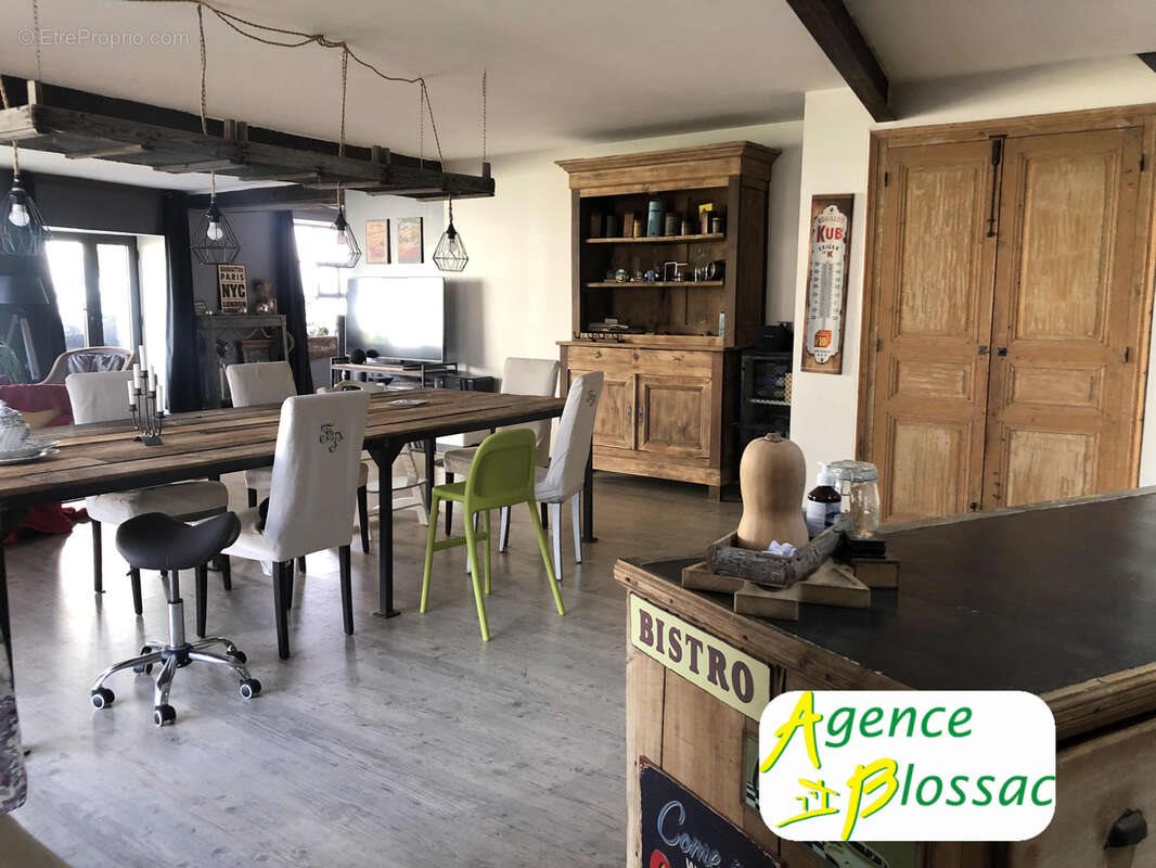 Maison à vendre, 325m², Amberre