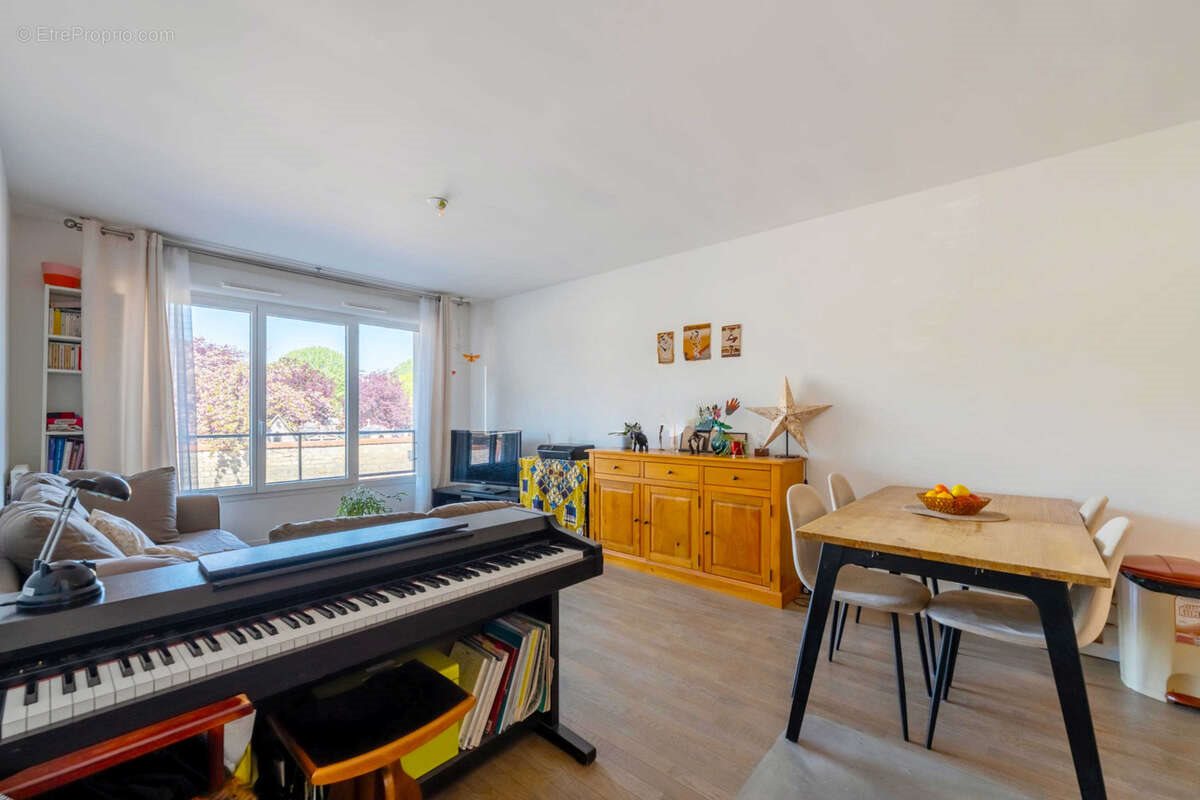 Appartement à vendre, 59m², Créteil