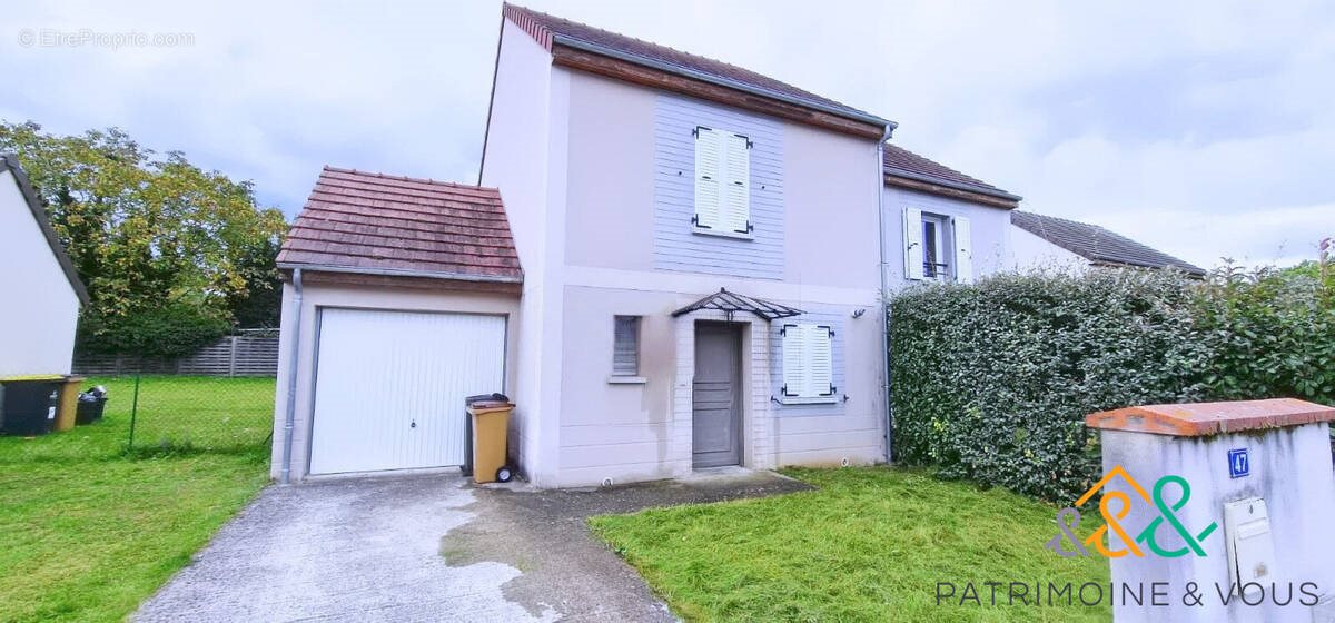 Maison à vendre, 70m², Amilly