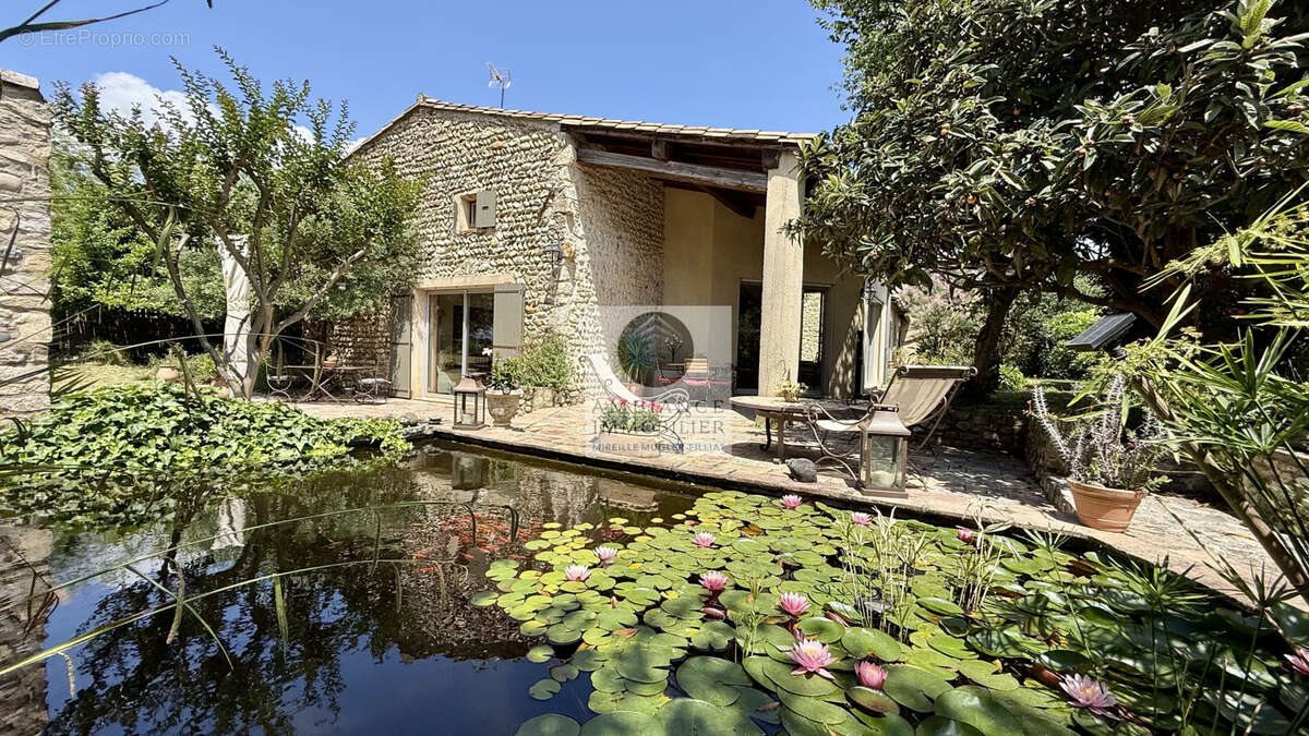 Maison à vendre, 214m², Etoile-sur-Rhône