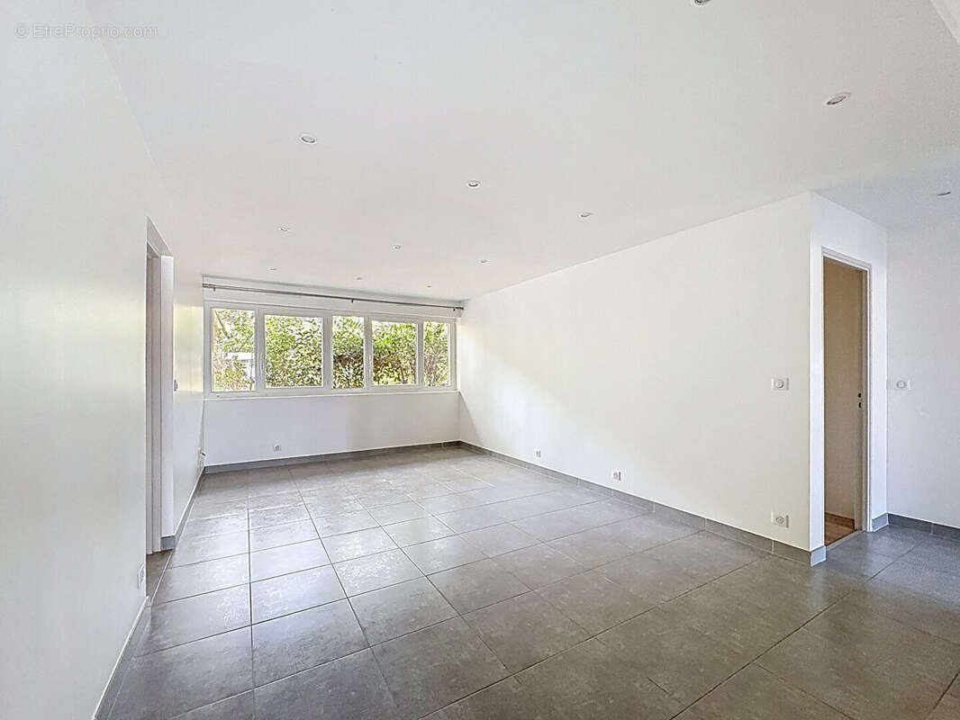 Appartement à vendre, 74m², Pessac