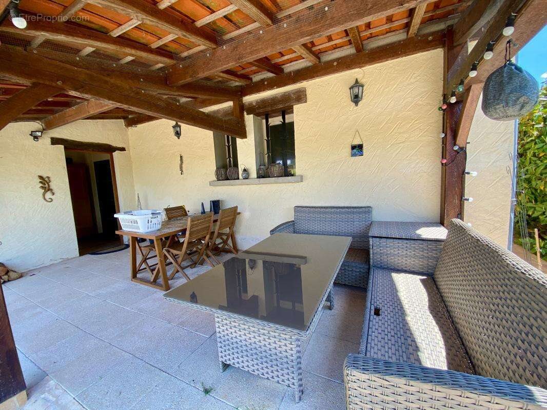 Maison à vendre, 140m², Mauzac-et-Grand-Castang