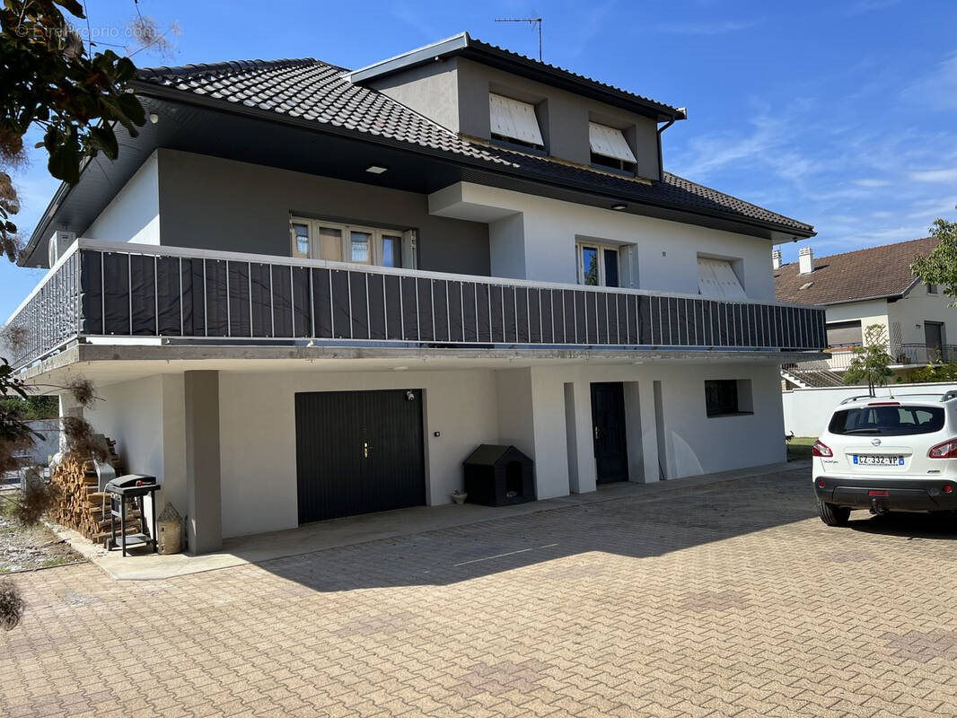 Maison à vendre, 296m², Annoisin-Chatelans