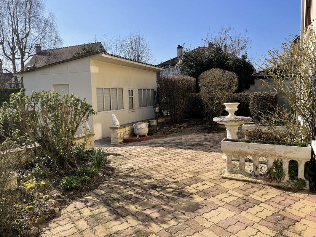 Maison à vendre, 74m², Osny
