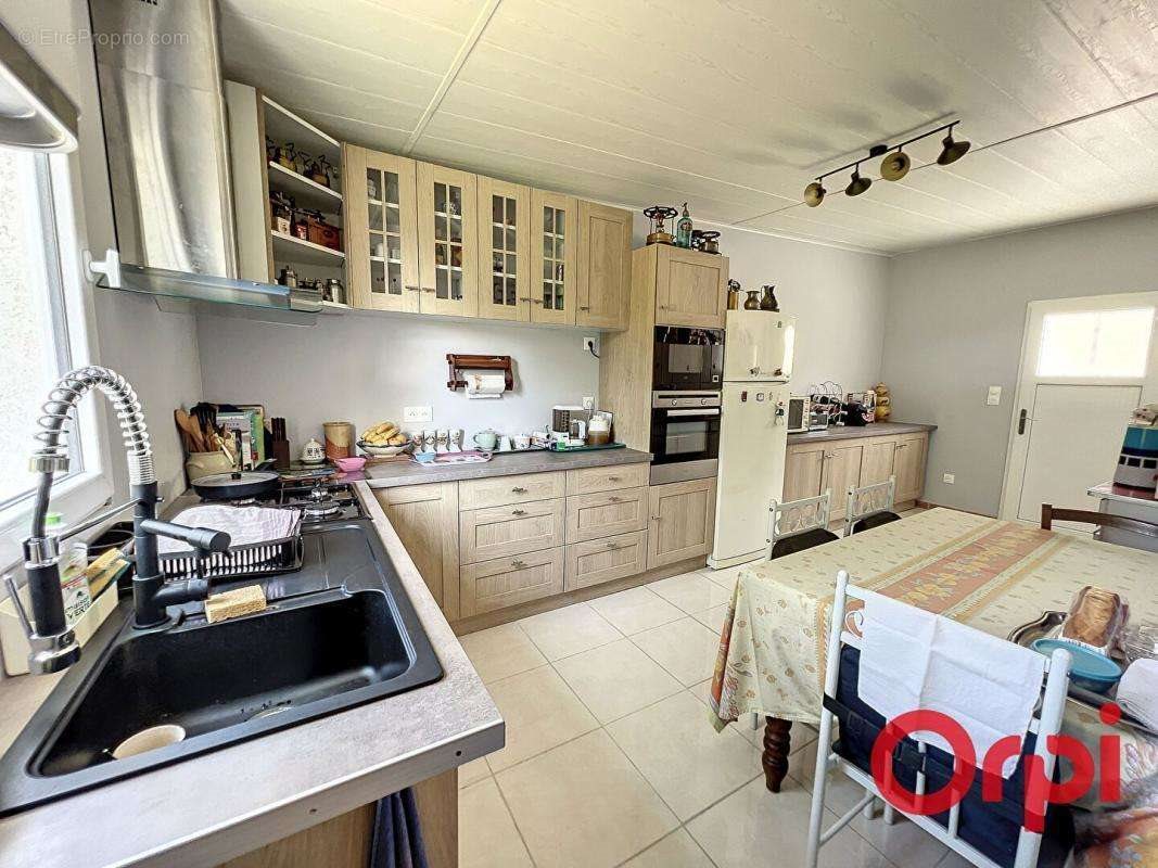 Maison à vendre, 93m², Urçay