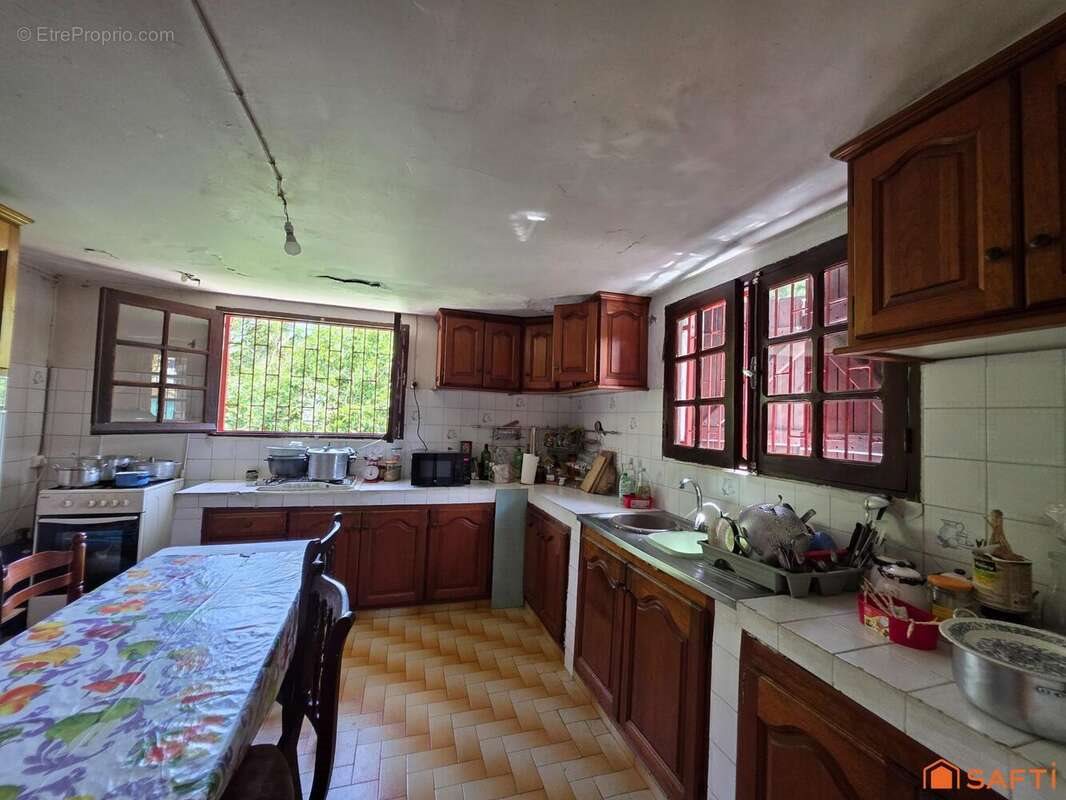 Maison à vendre, 262m², Petit-Bourg
