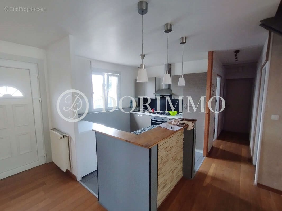 Maison à vendre, 126m², Marseille-en-Beauvaisis