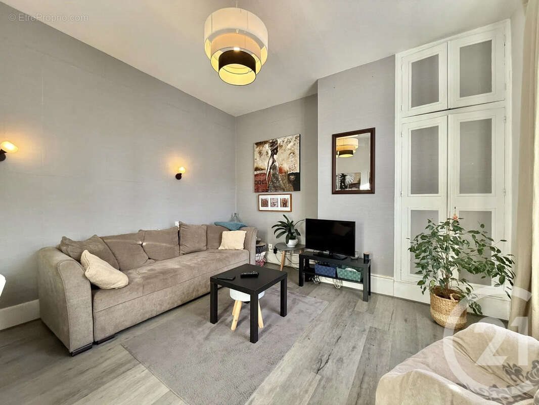 Maison à vendre, 66m², Yzeure