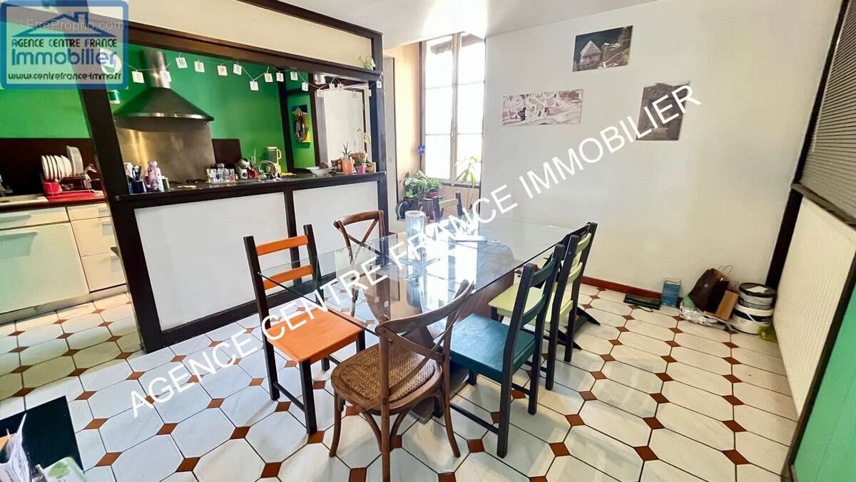 Appartement à vendre, 101m², Bourges
