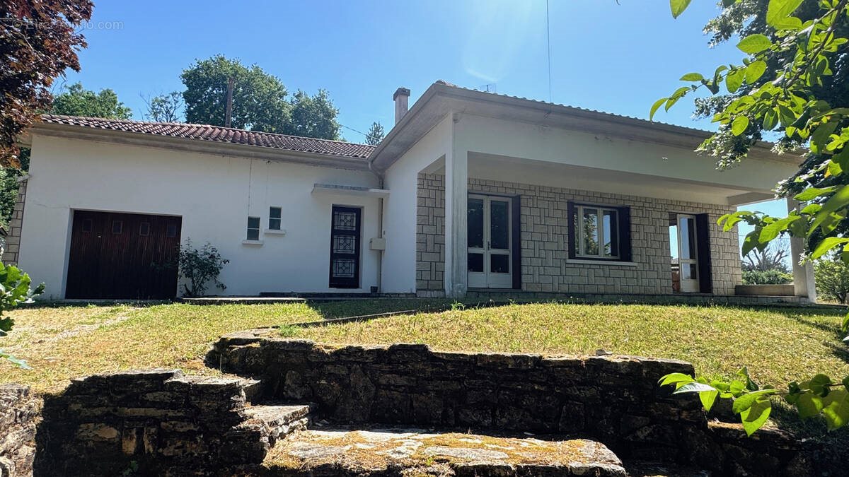 Maison à vendre, 102m², Saint-Pardoux-Isaac