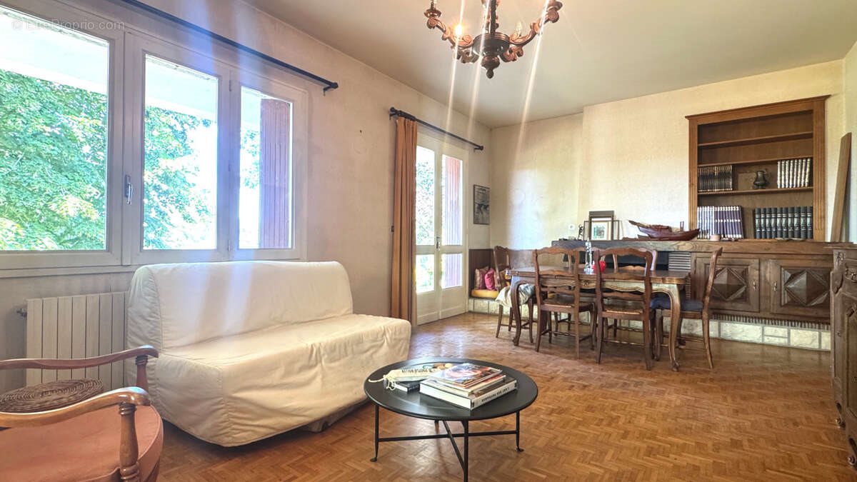 Maison à vendre, 102m², Saint-Pardoux-Isaac
