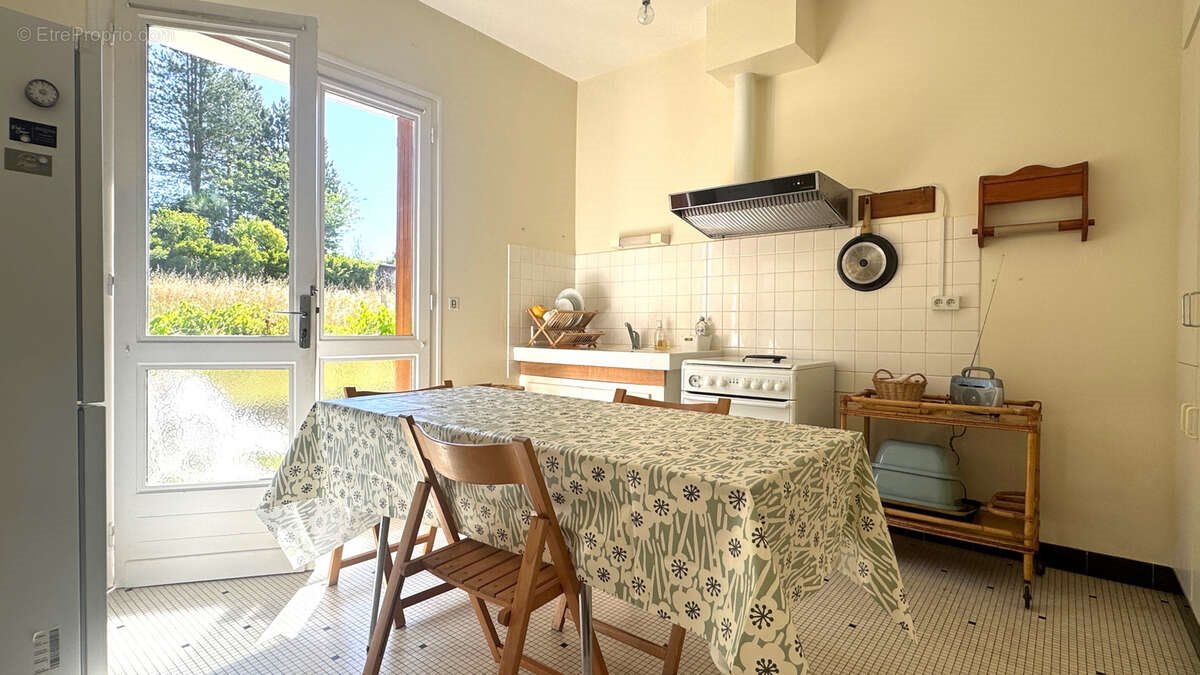 Maison à vendre, 102m², Saint-Pardoux-Isaac