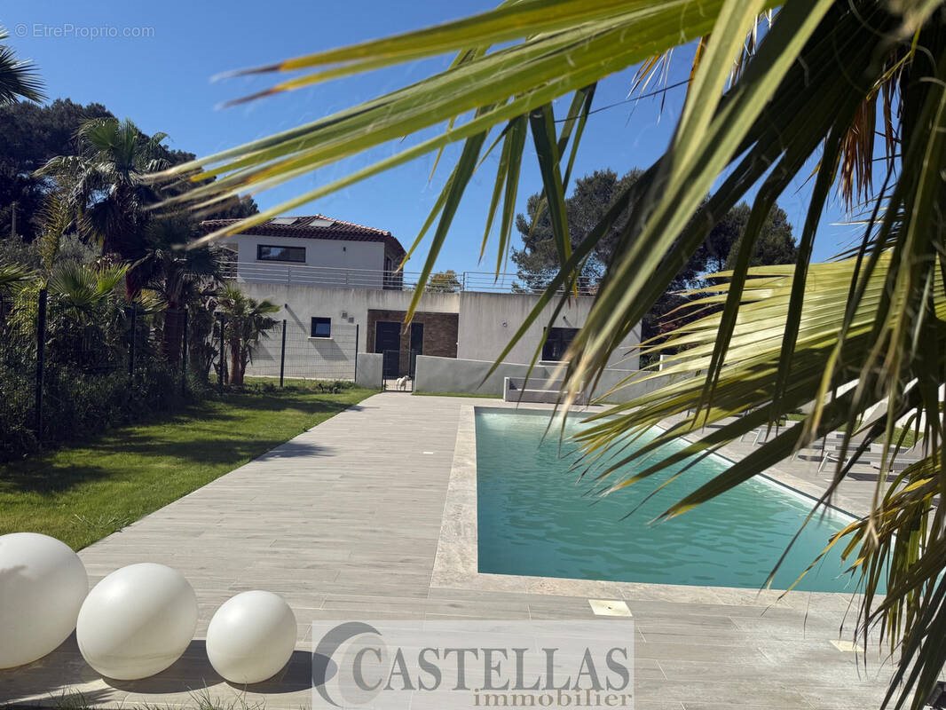 Maison à vendre, 184m², Roquefort-la-Bédoule