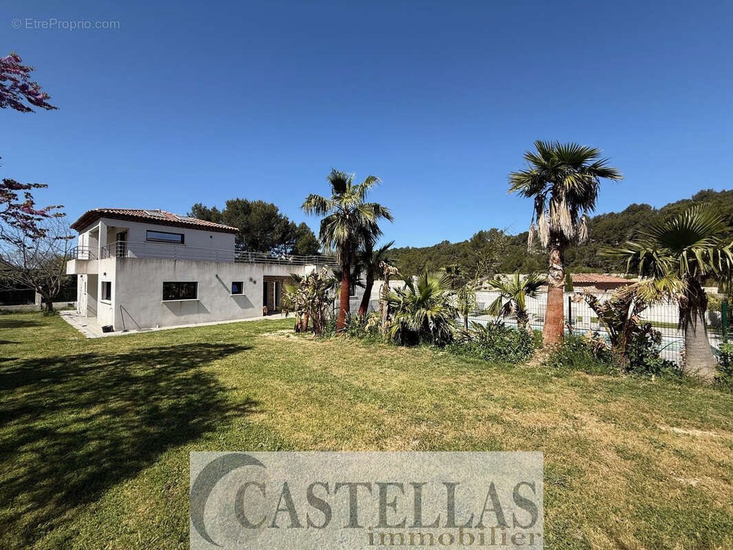 Maison à vendre, 184m², Roquefort-la-Bédoule