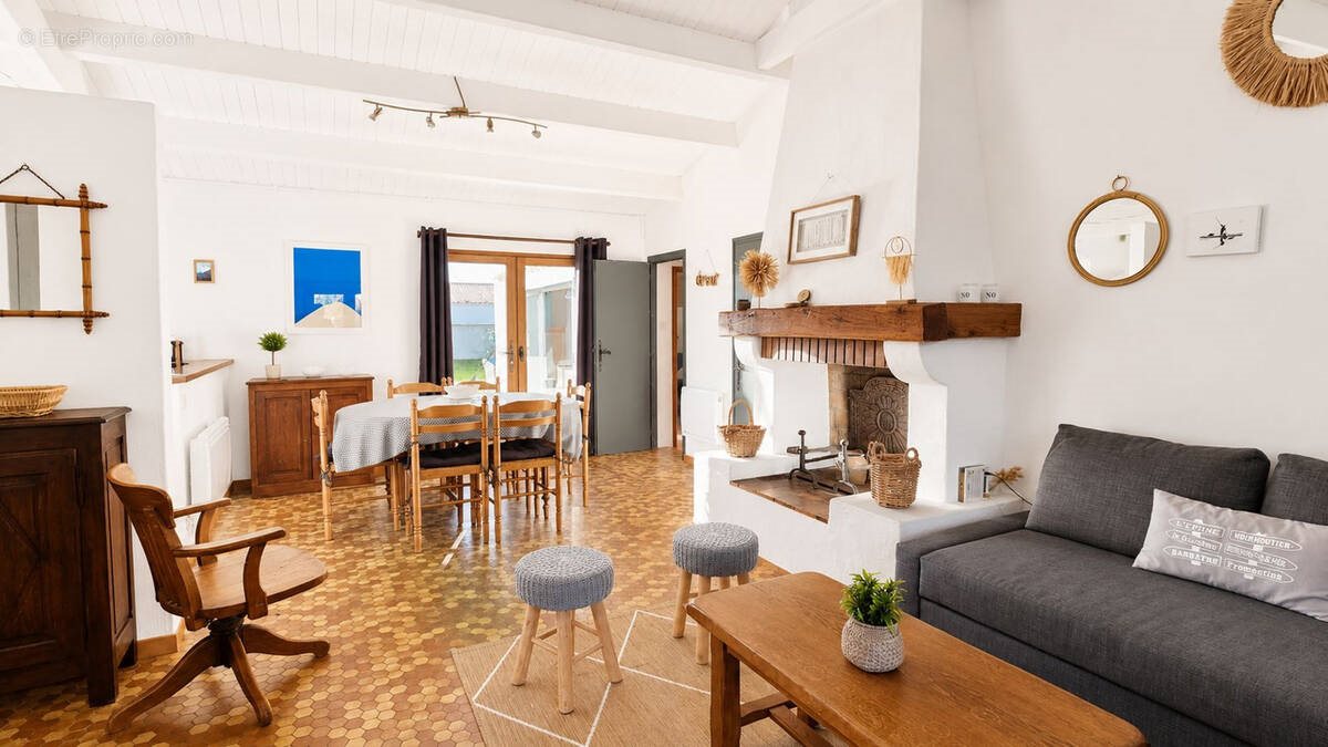 Maison à vendre, 87m², Barbâtre