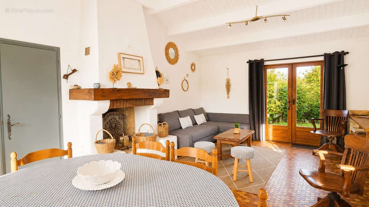 Maison à vendre, 87m², Barbâtre