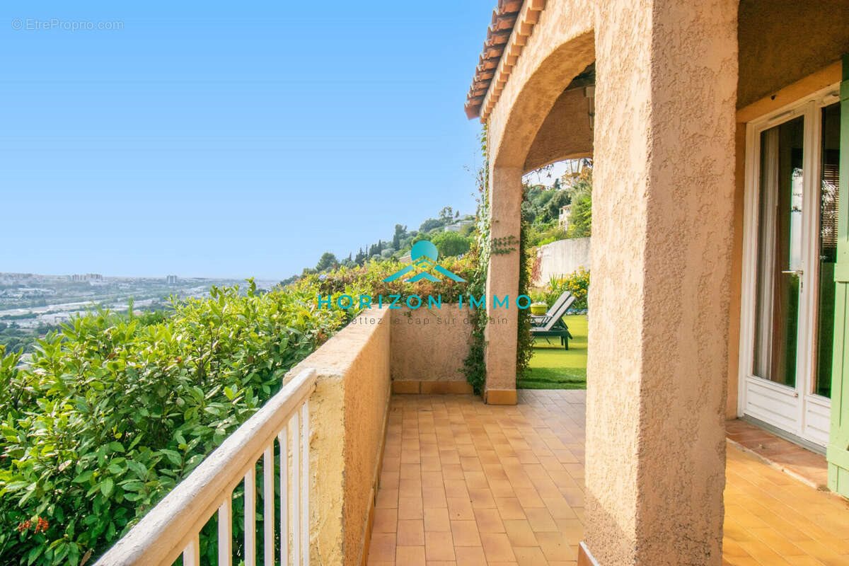 Maison à vendre, 91m², Saint-Laurent-du-Var