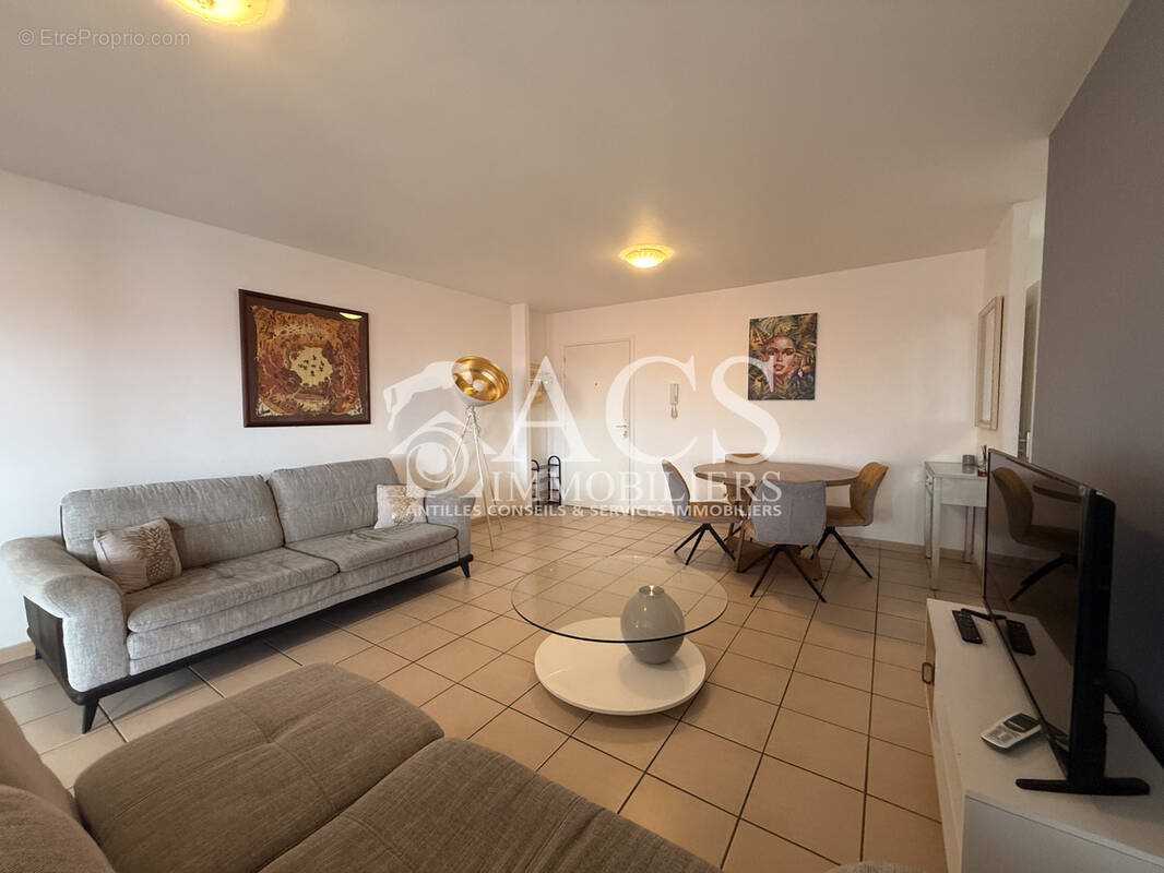 Appartement à vendre, 87m², Fort-de-France