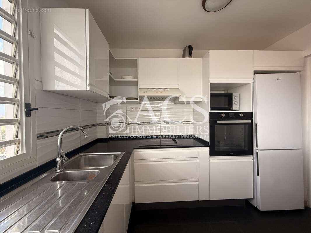 Appartement à vendre, 87m², Fort-de-France