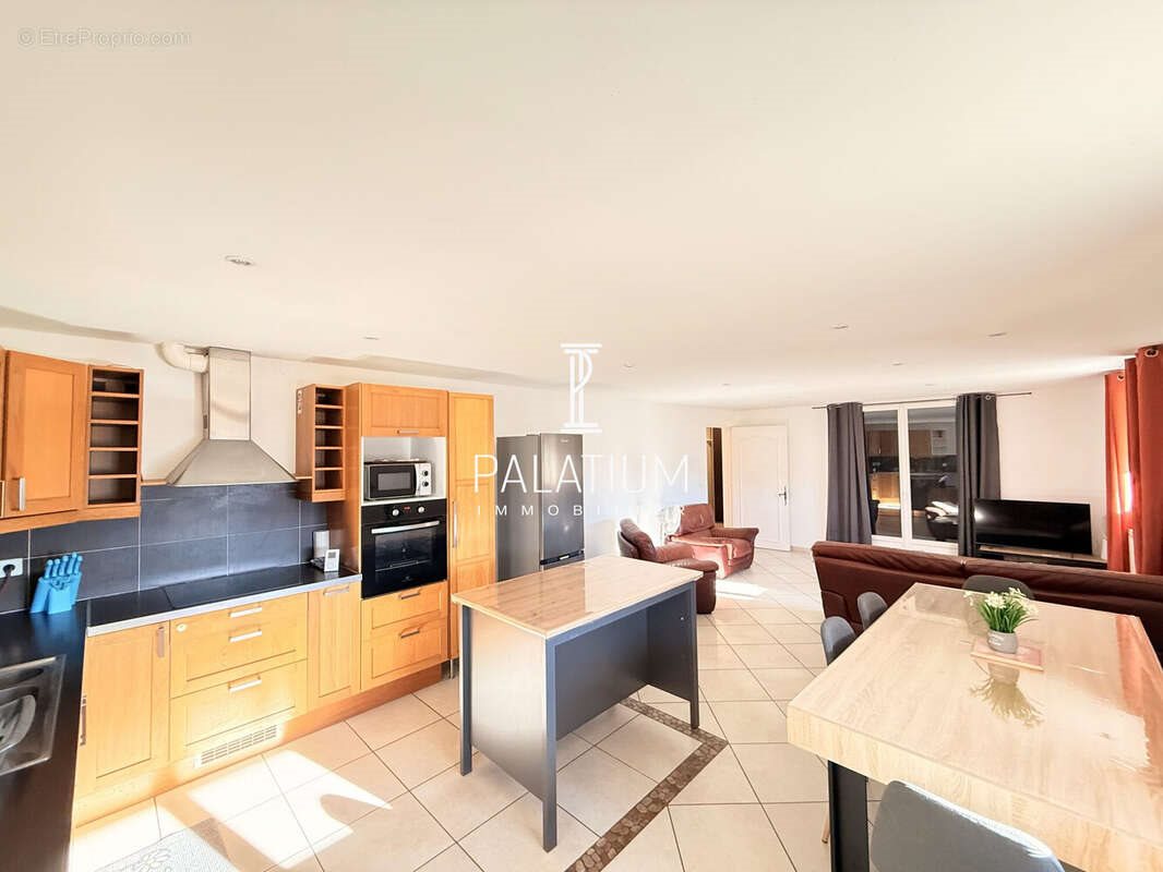 Maison à vendre, 230m², Sisteron