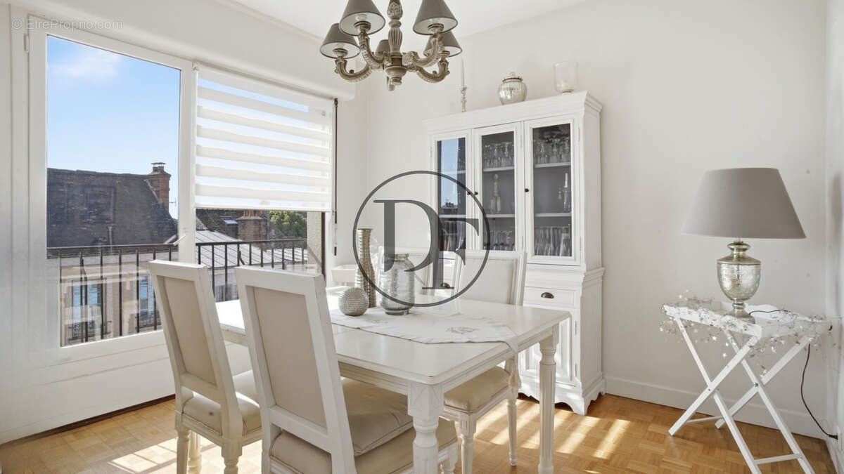 Appartement à vendre, 89m², Fontainebleau