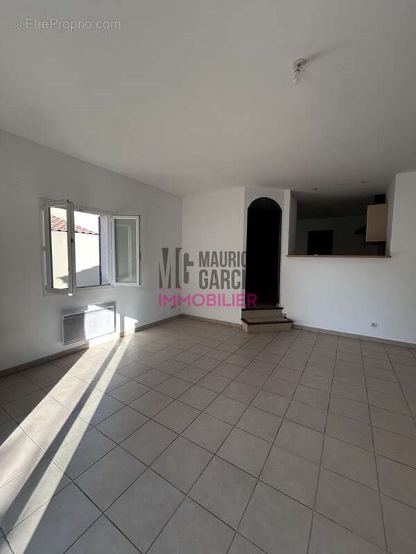 Maison à vendre, 90m², Orange