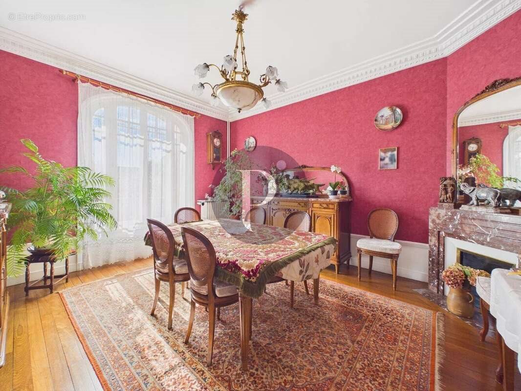 Maison à vendre, 181m², Verrières-le-Buisson