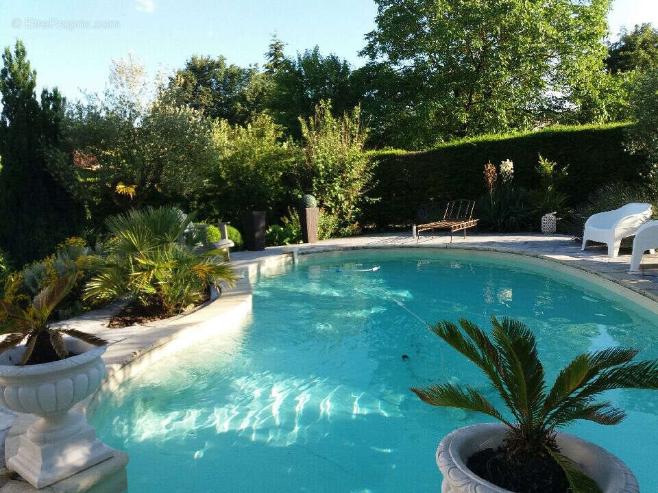 Maison à vendre, 130m², Voeuil-et-Giget