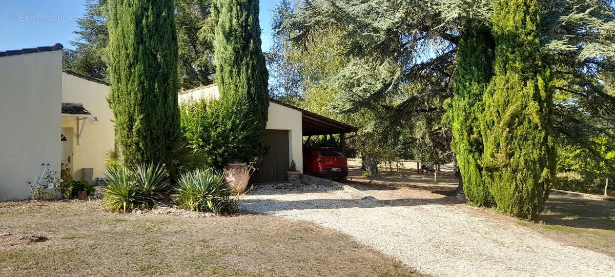 Maison à vendre, 130m², Voeuil-et-Giget