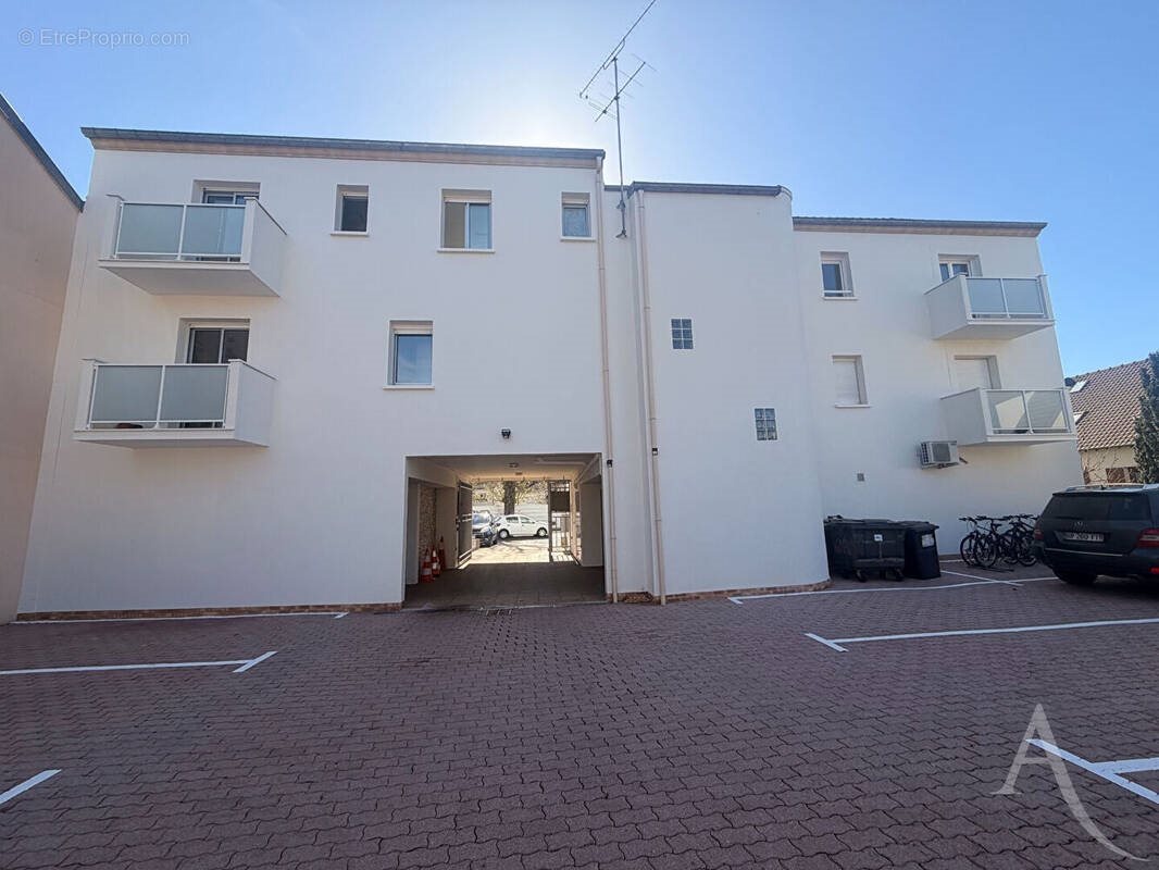 Appartement à vendre, 448m², Sainte-Geneviève-des-Bois