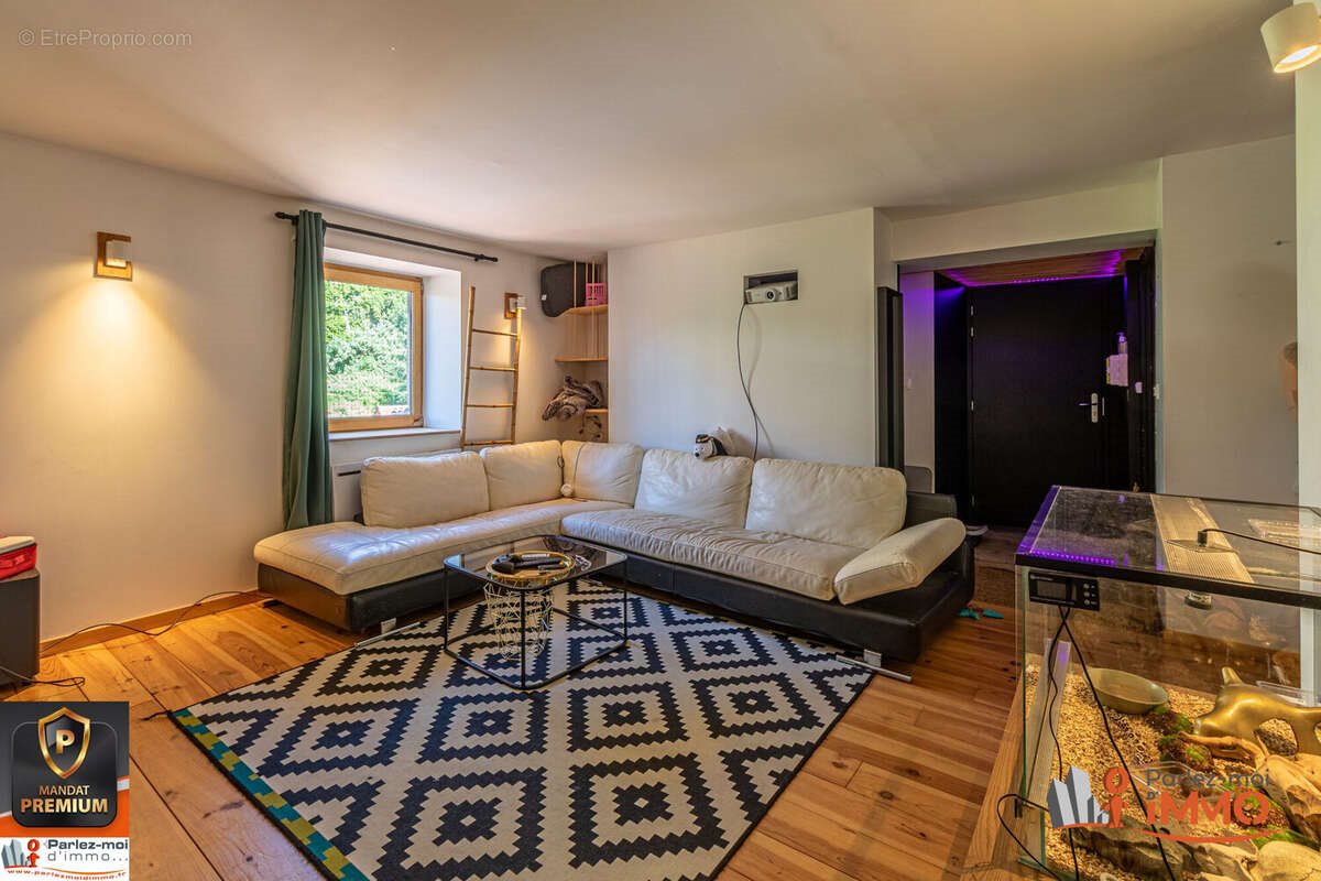 Appartement à vendre, 119m², Sain-Bel
