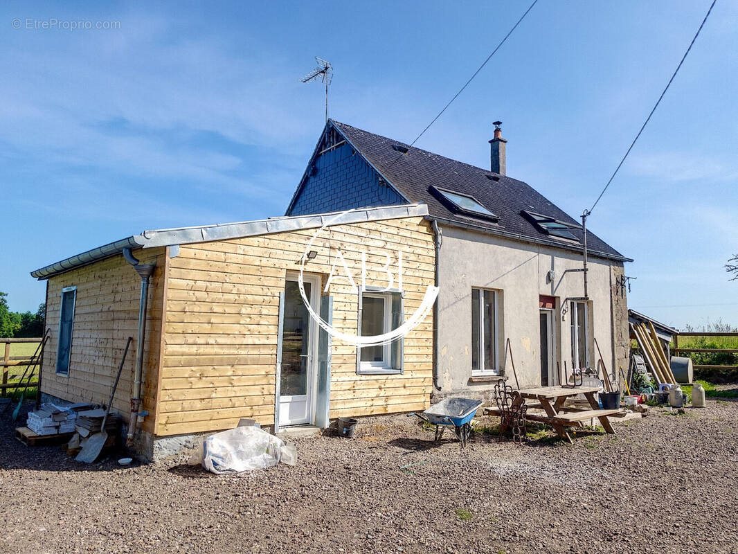 Maison à vendre, 80m², Le Ménil-de-Briouze