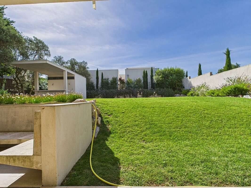 Maison à vendre, 235m², Saint-Rémy-de-Provence