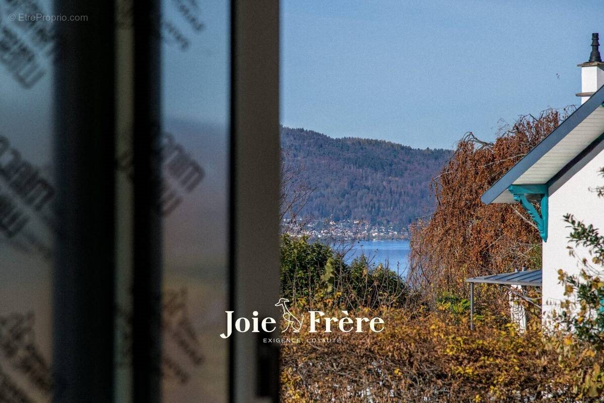 Maison à vendre, 217m², Talloires