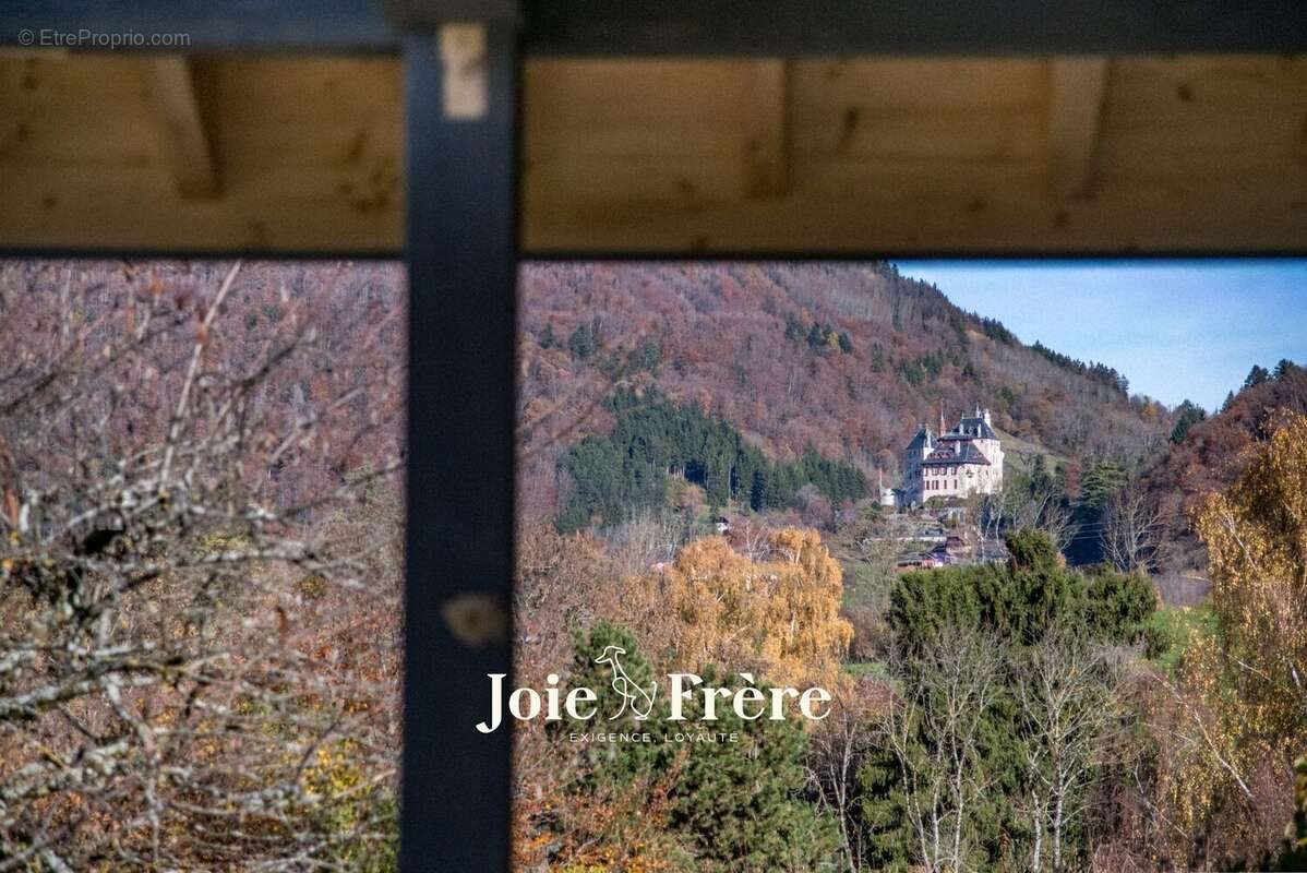Maison à vendre, 217m², Talloires