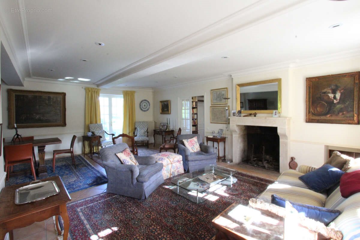 Maison à vendre, 176m², Saint-Aubin-les-Forges