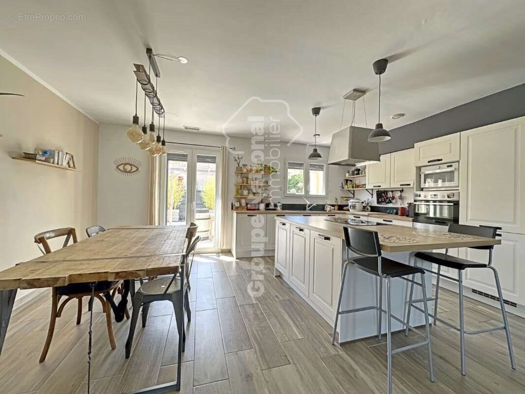 Maison à vendre, 91m², Le Crès