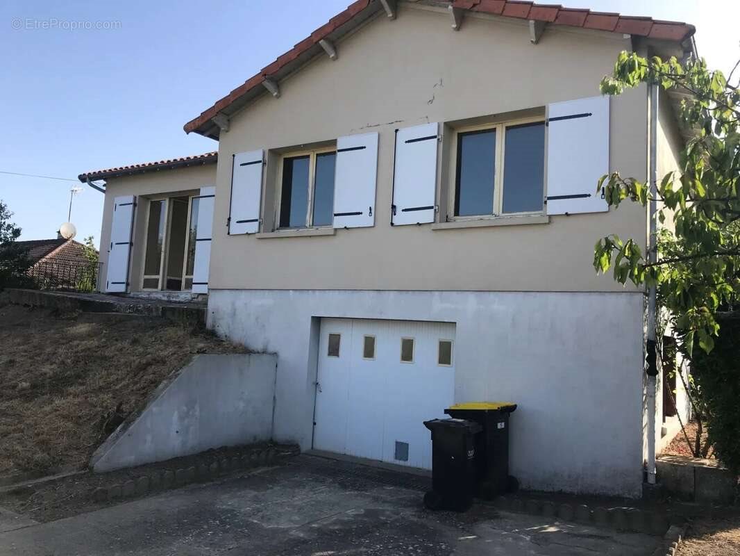 Maison à vendre, 93m², Bressuire