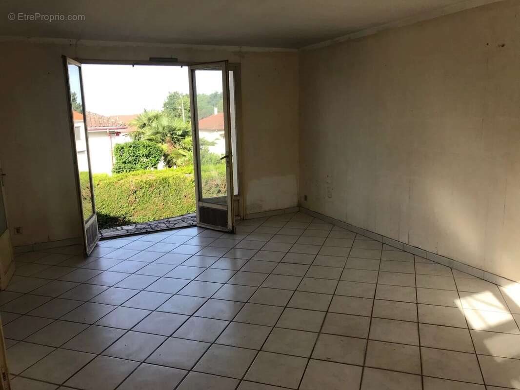 Maison à vendre, 93m², Bressuire