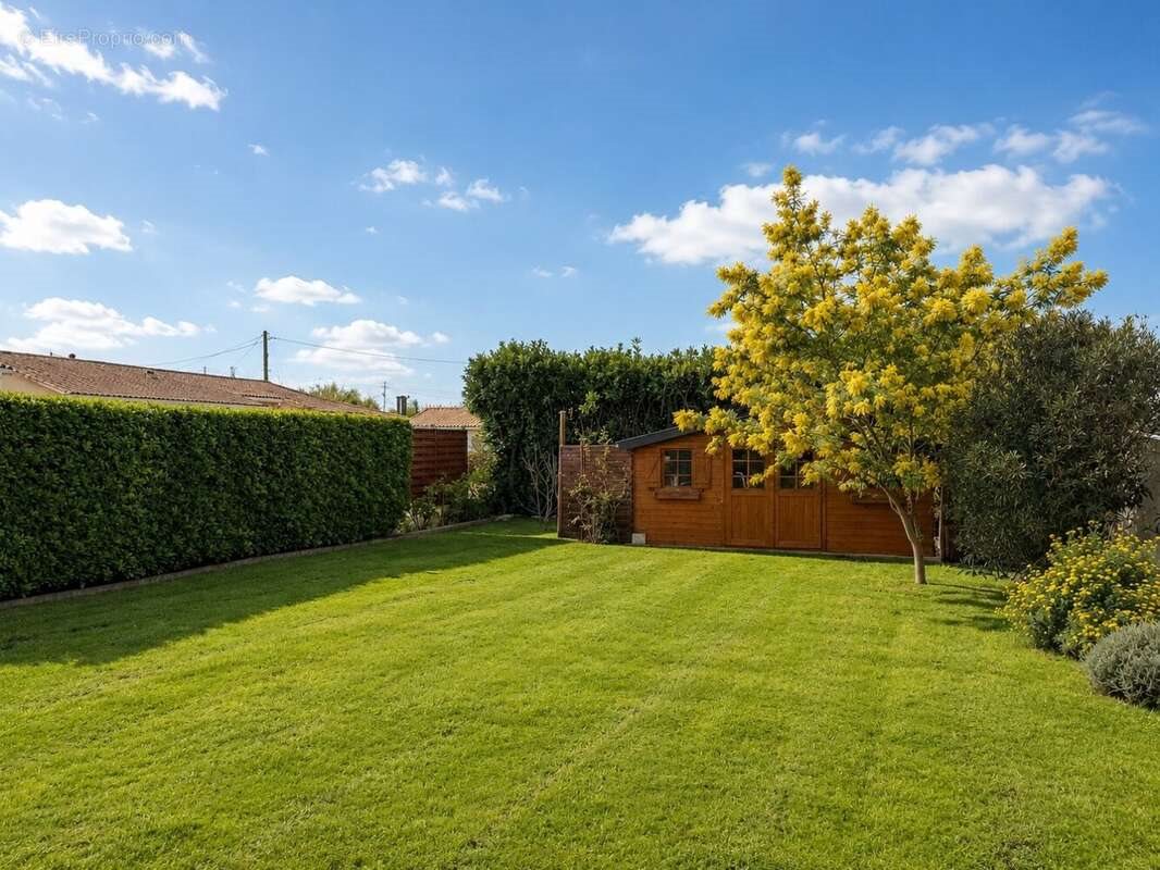 Maison à vendre, 102m², Gond-Pontouvre