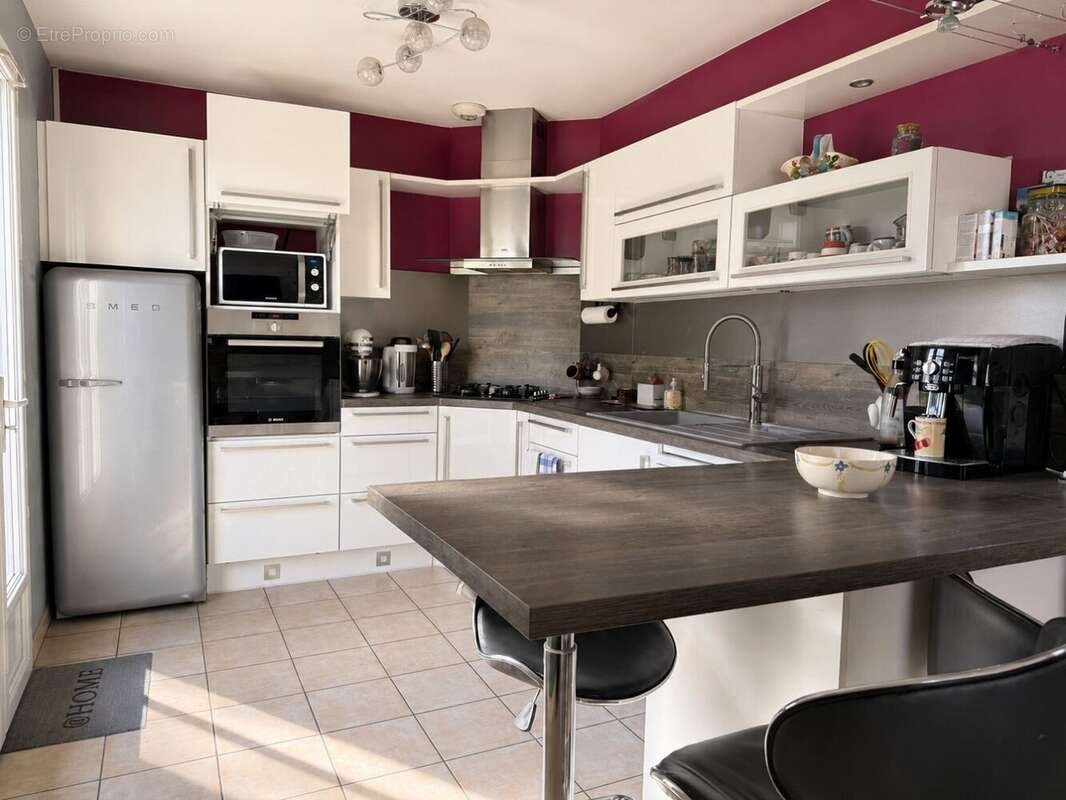 Maison à vendre, 102m², Gond-Pontouvre