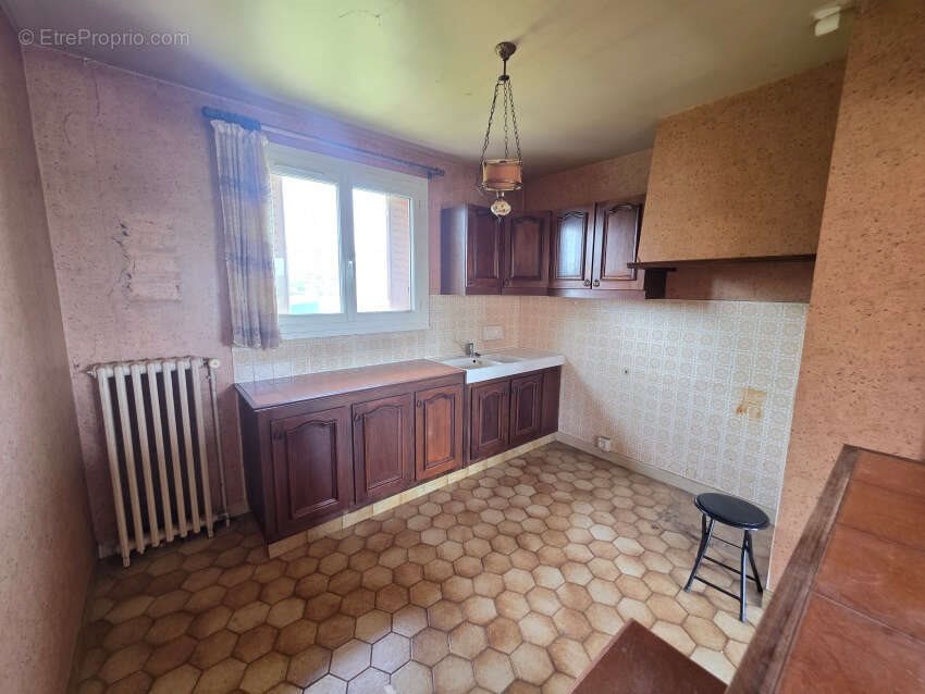 Maison à vendre, 72m², Les Ancizes-Comps