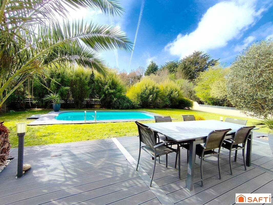 Maison à vendre, 115m², Clohars-Carnoët