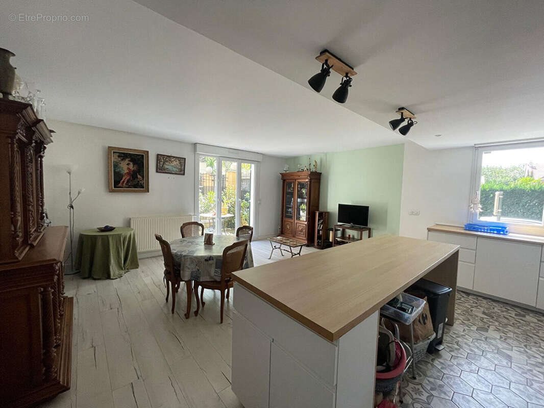 Appartement à vendre, 78m², Saint-Gratien