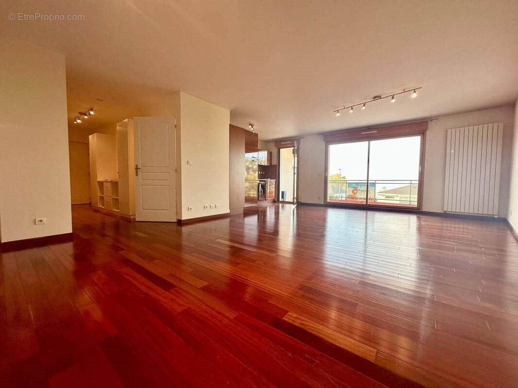 Appartement à vendre, 78m², Evian-les-Bains