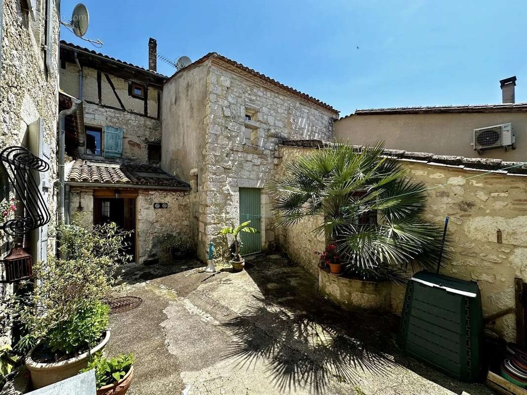 Maison à vendre, 93m², Eymet