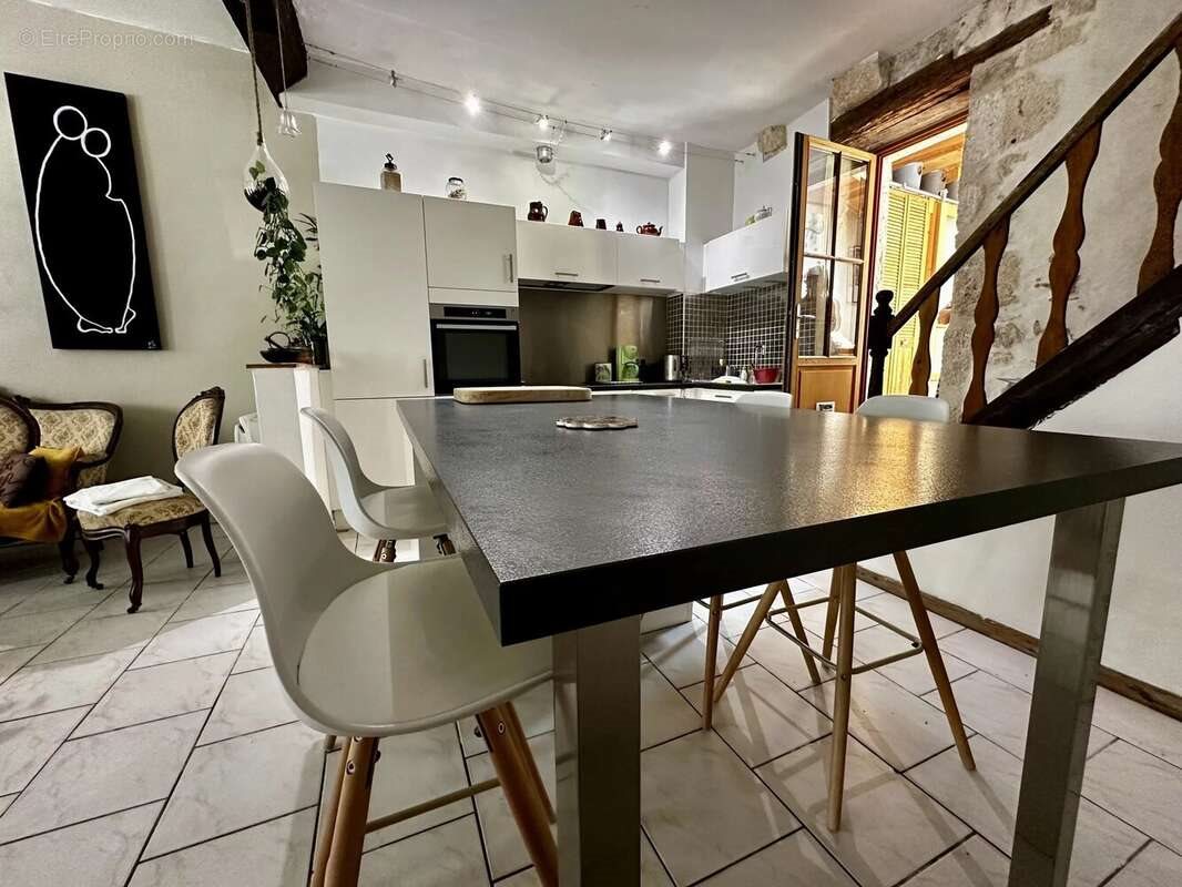 Maison à vendre, 93m², Eymet