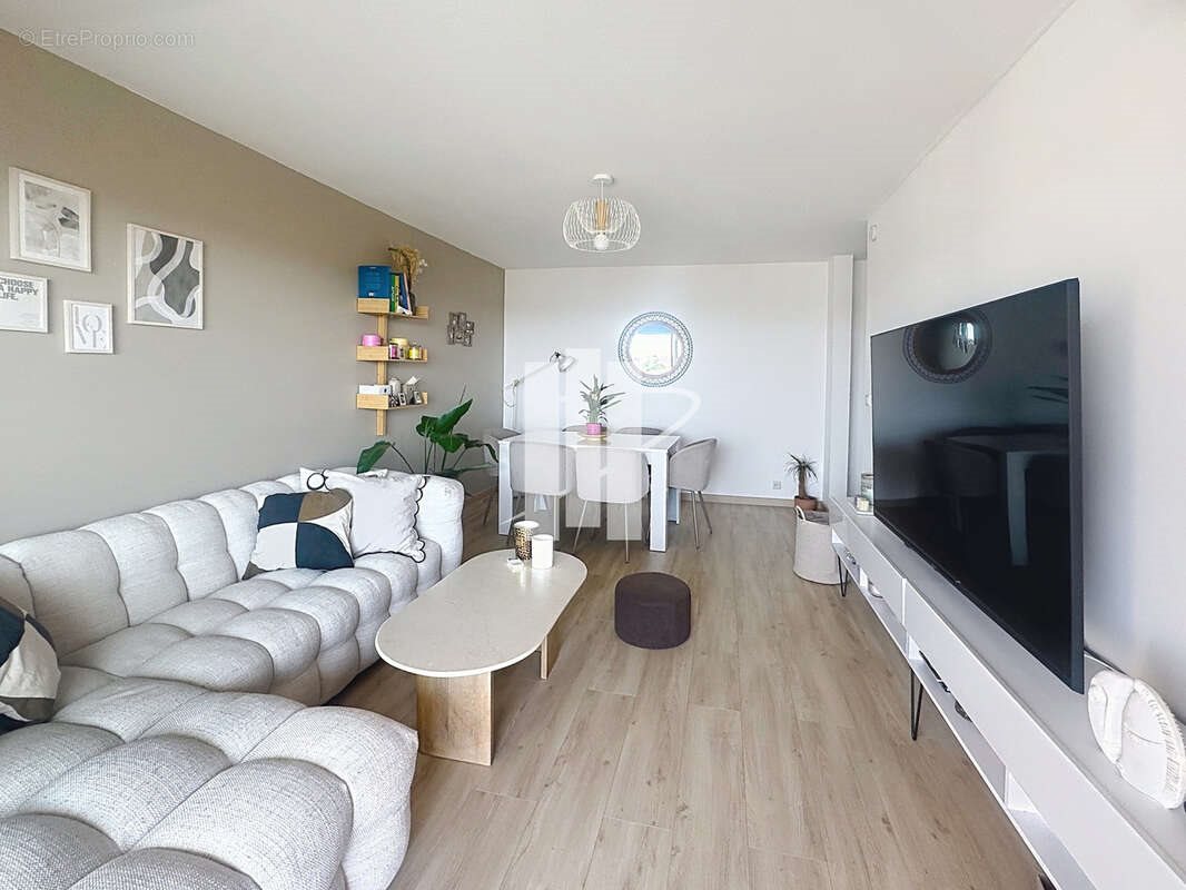 Appartement à vendre, 62m², Fréjus