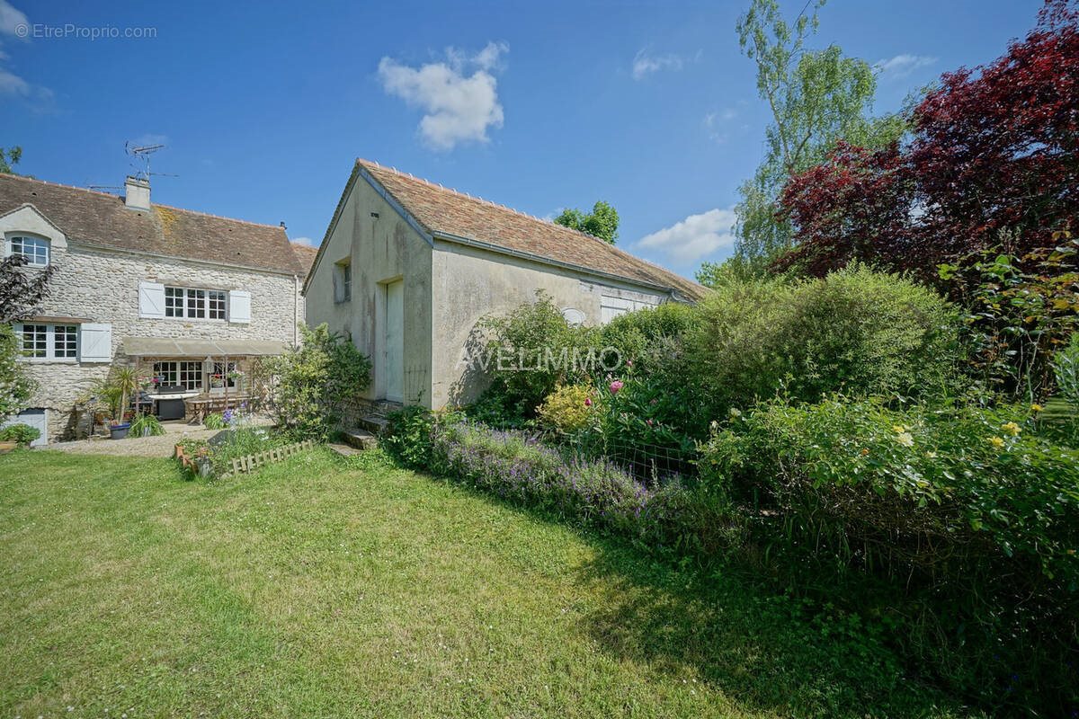 Maison à vendre, 190m², Septeuil